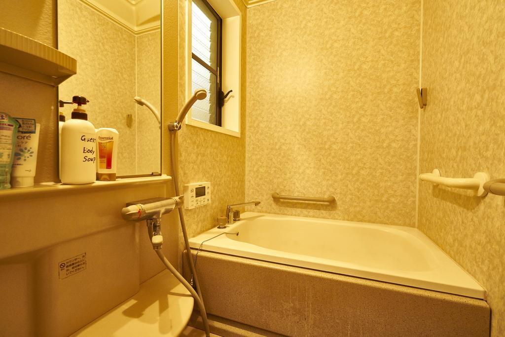 Guesthouse Nijo Fukuro-Tei Kyōto Exterior foto